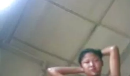 memakai Euro Hannah Vivien mencintai janda main bokep dick