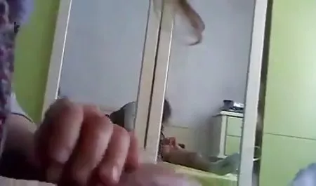 Untuk duduk di bokep janda genit sana dan menonton saya dimarahi