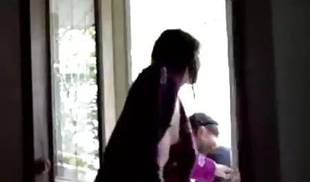 Toket video sex tante janda kencang remaja ditumbuk setelah bermain dengan vaginanya