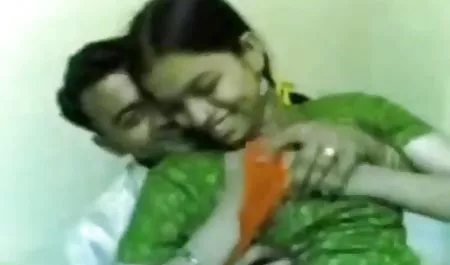 GF vidiongentot janda Abby Adams vaginanya diisi setelah pemotretan