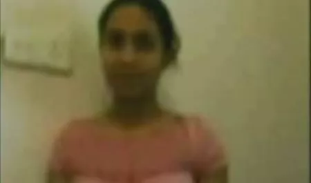 Rambut coklat menginginkan bokep tante muda hot kontol panjang dan keras