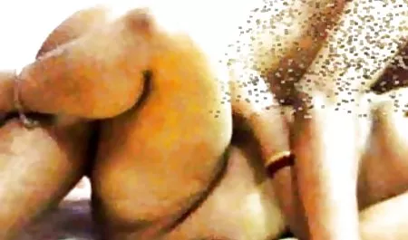Sedikit Skye remaja cat Memantul pada kontol besar gentot janda montok