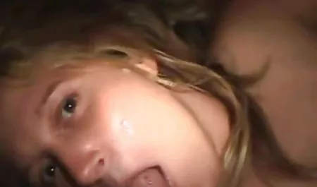 saya lalu GF disusun video ngetot tante muda