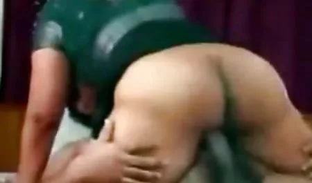 Bawah rok boke janda di jalan 24