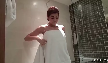 Dewasa Inggris, video bokep janda gatel MILF Fucks muda hitam stud